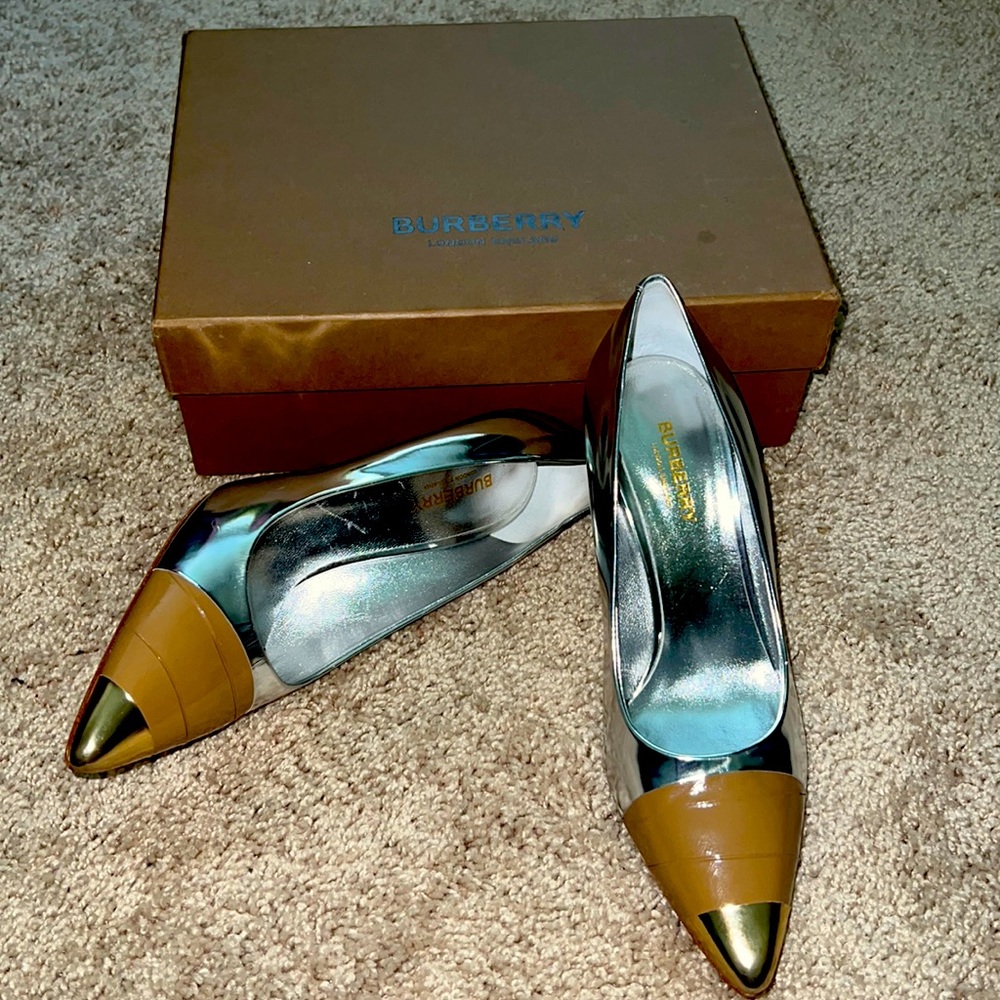 Burberry Heels - Picture 7 of 11